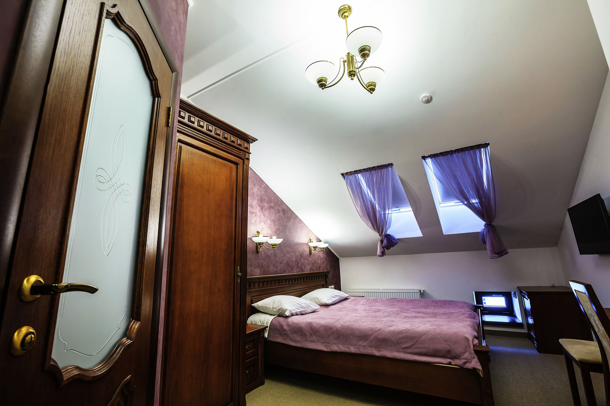 Hotel 39 Лвив Екстериор снимка