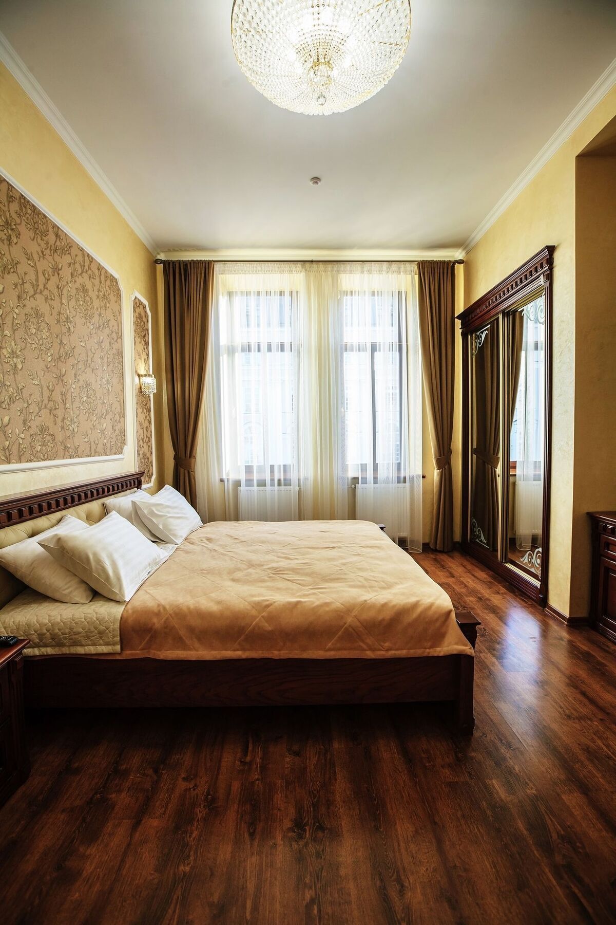 Hotel 39 Лвив Екстериор снимка